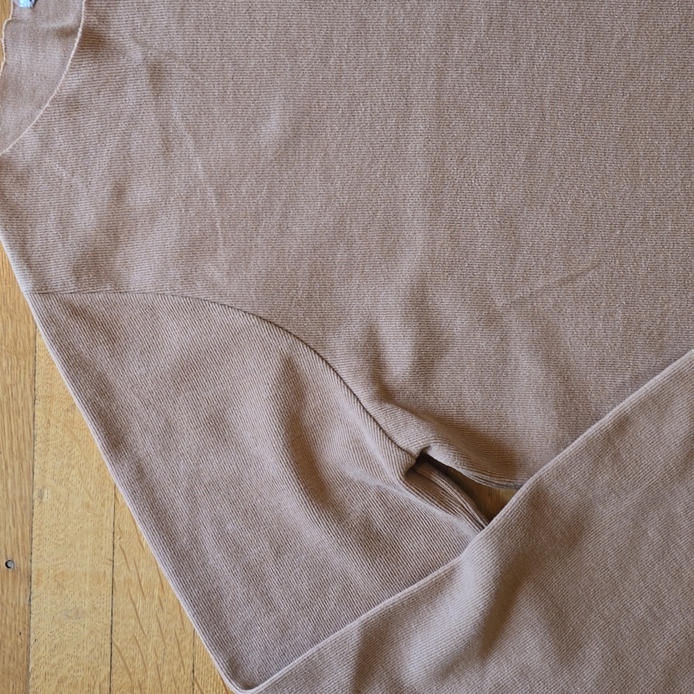Zara Trafaluc, Camel, Knit Sweater, Boxy, Raw Edges, Flared Sleeve, Size L - Picture 10 of 11